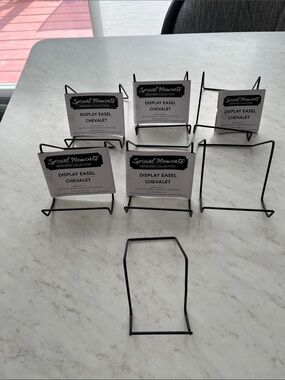 Easels Black All 7 MWOT